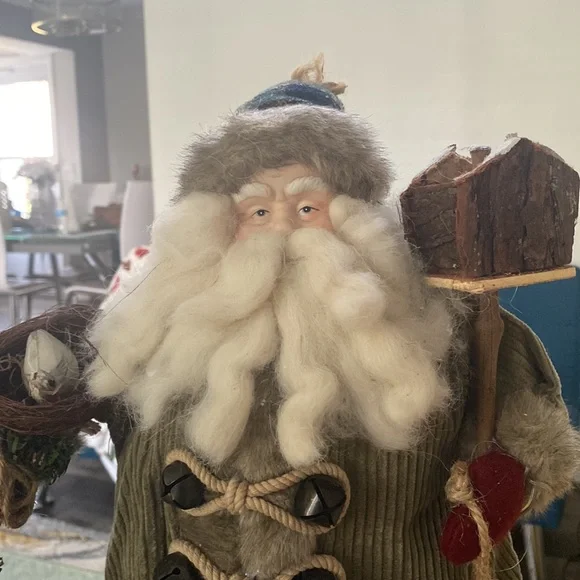 Santa Claus - Picture 2 of 2